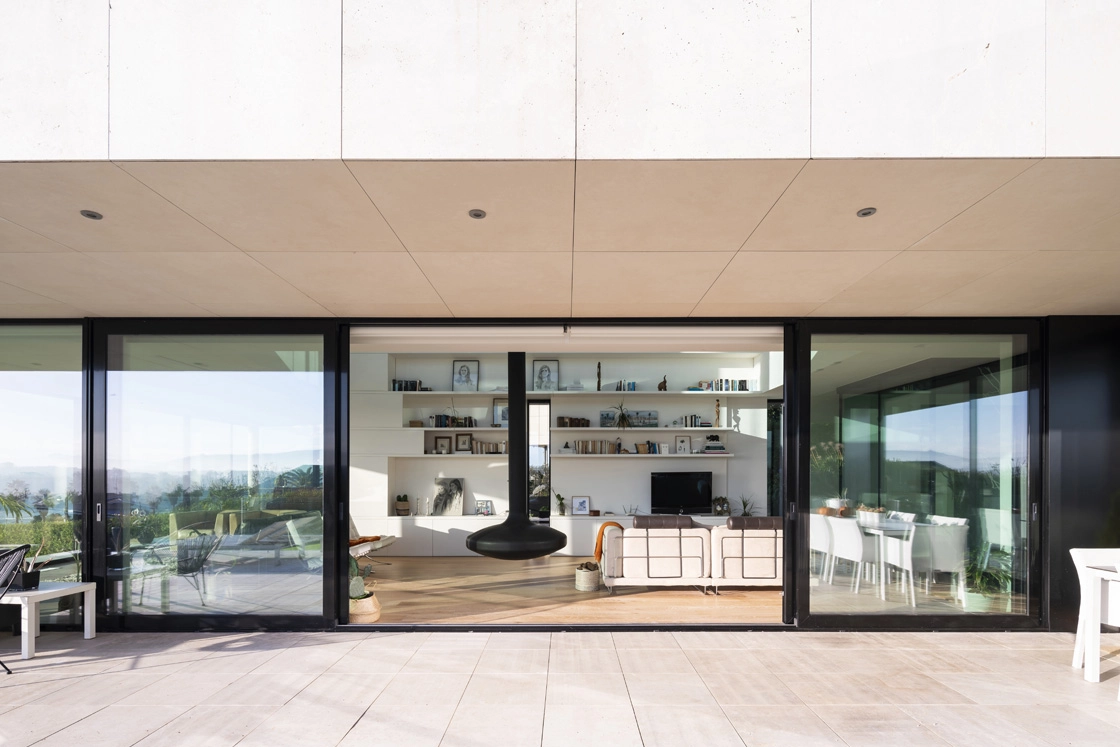 Modern glass door with slim aluminum frame