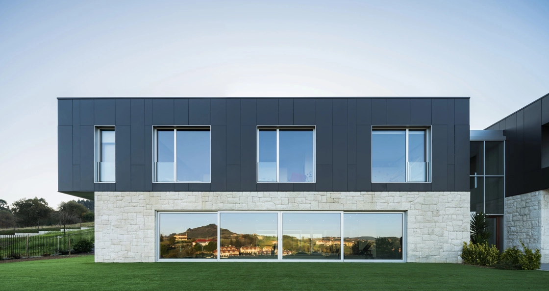 Floor to ceiling windows